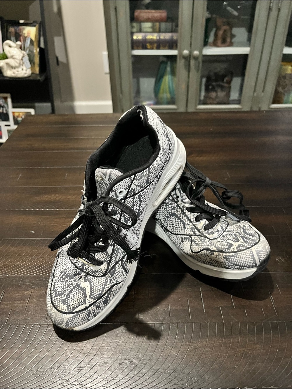 Women's Snake-Print Lace-Up Skechers Athletic Sneakers - Black & White size 10